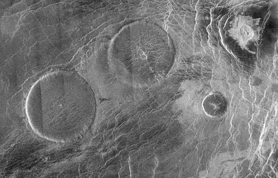 Pfannkuchenvulkane auf Venus